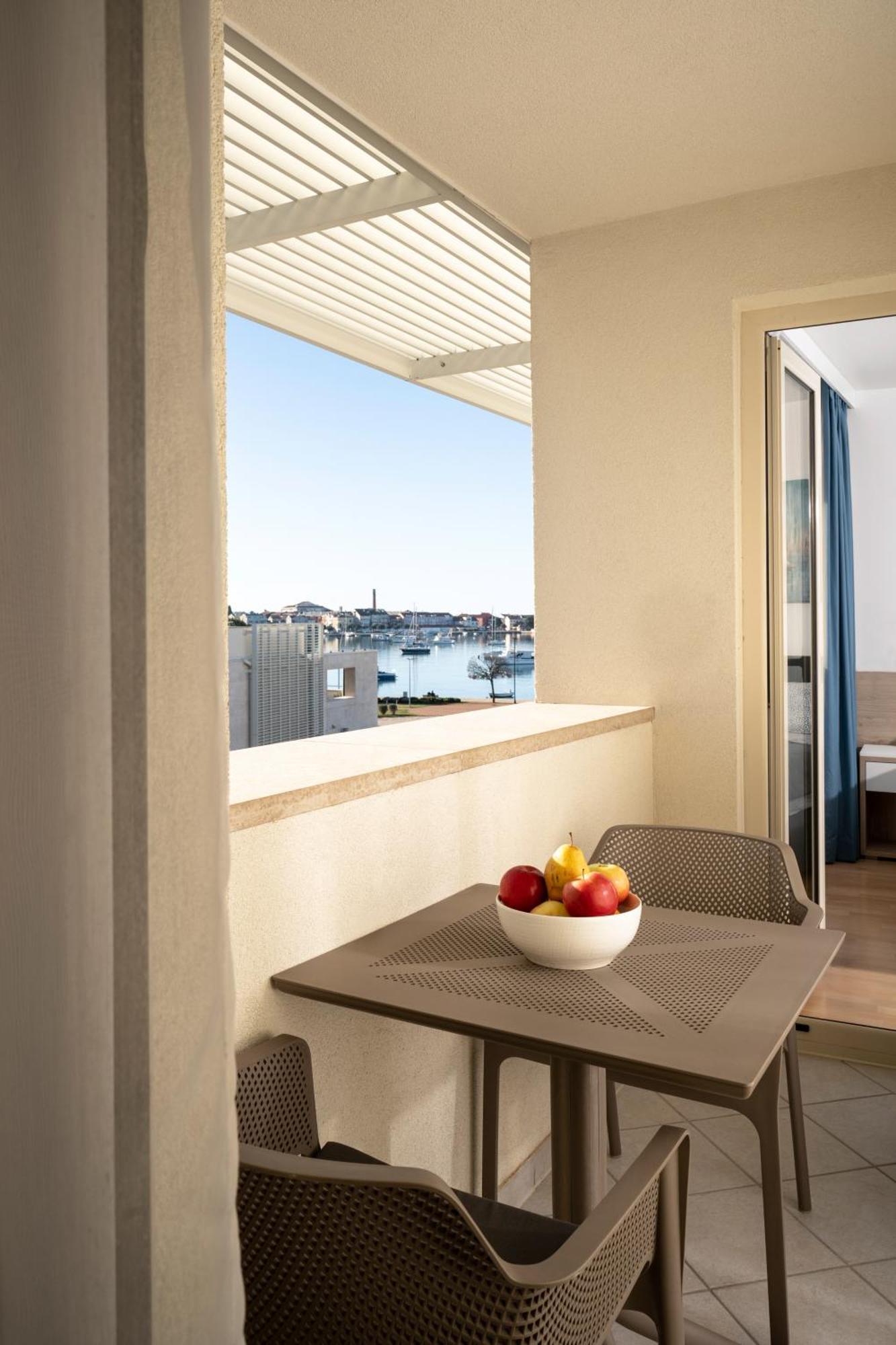 Humagum Sea View Apartment - Garden Palace อูมัค ภายนอก รูปภาพ